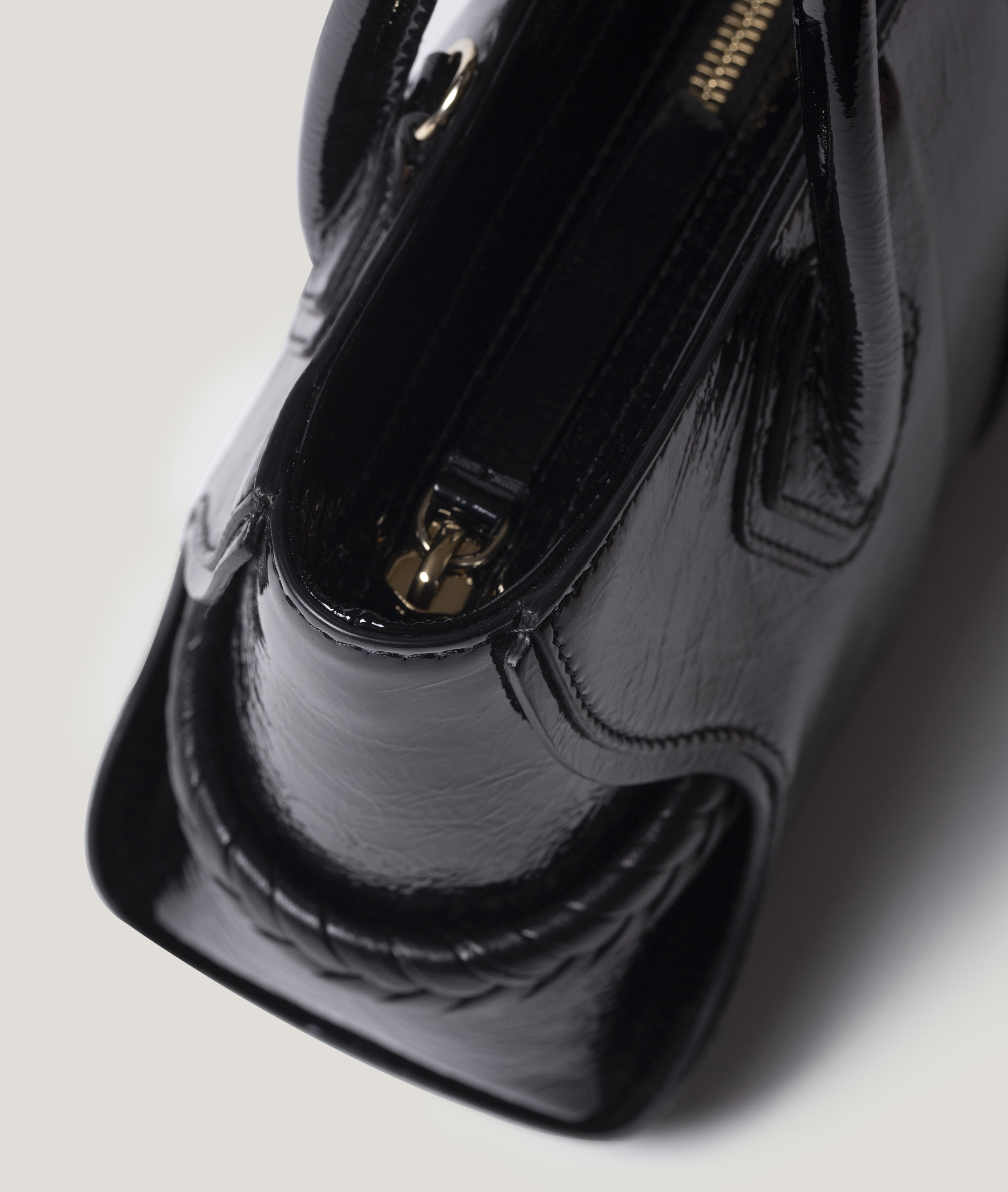 Noa - Crinkle Patent Leather